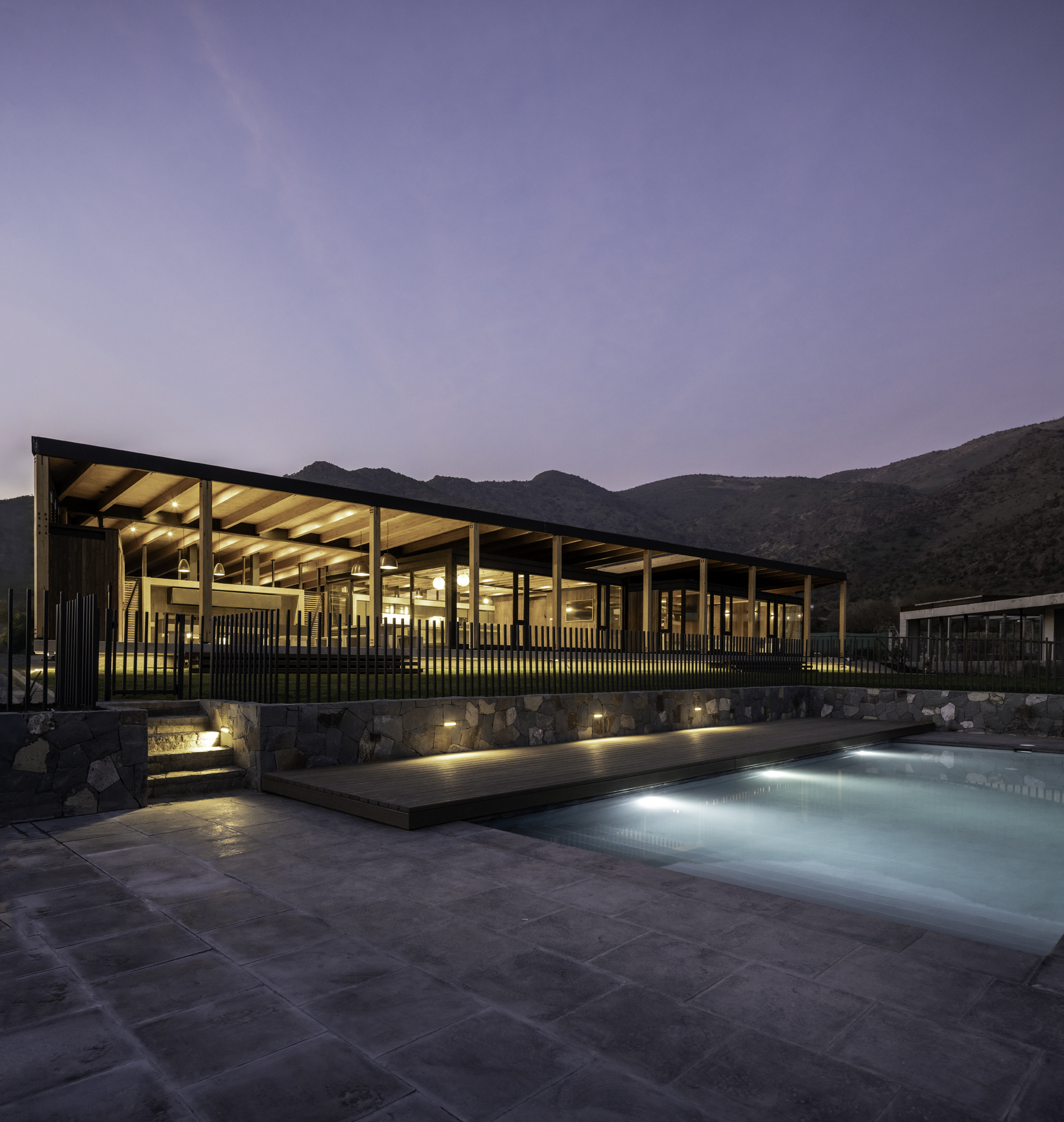 LOIL2973-Pano casa chicureo