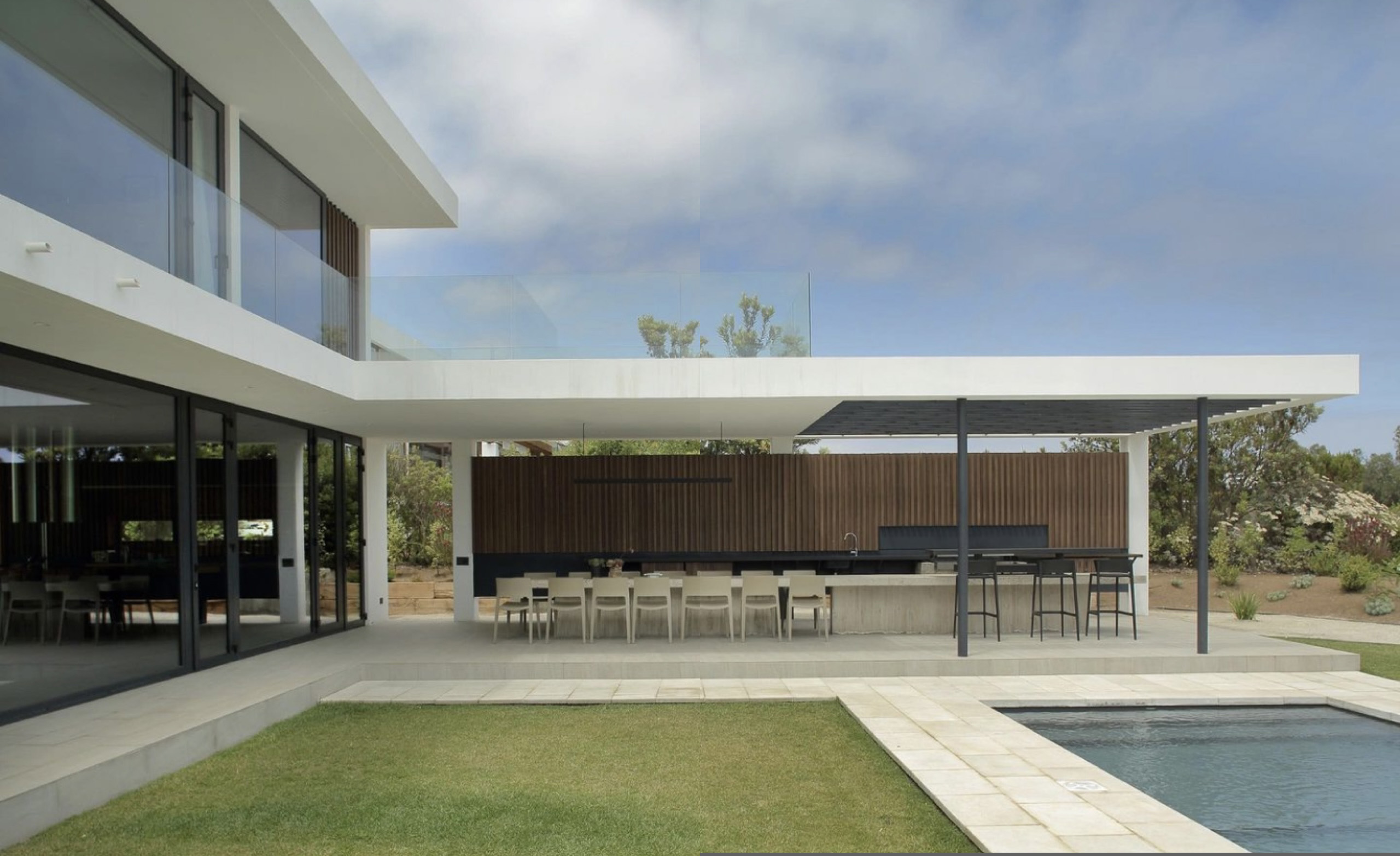103DFBB8-2861-4997-9AA7-C8D34F9A1D58 quincho casa marbella